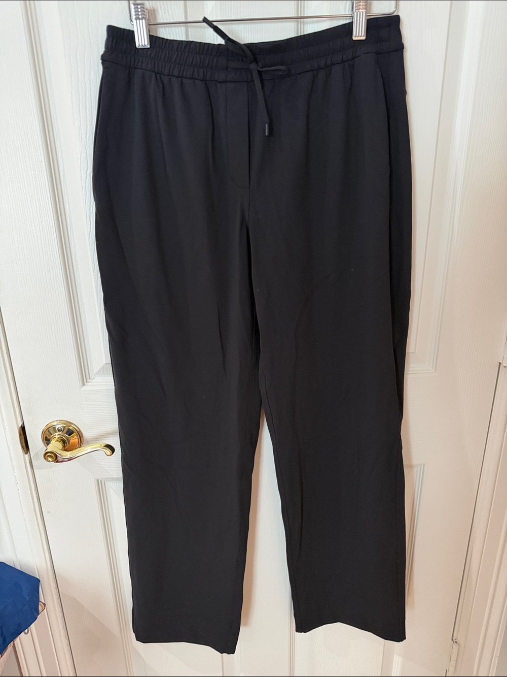 Lululemon Black Drawstring luxtreme Pants medium